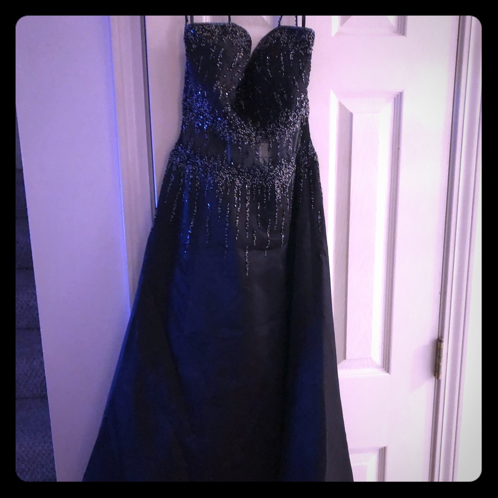 Black Prom Dress